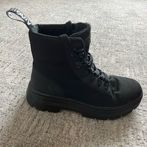 Doc Martens platform boot